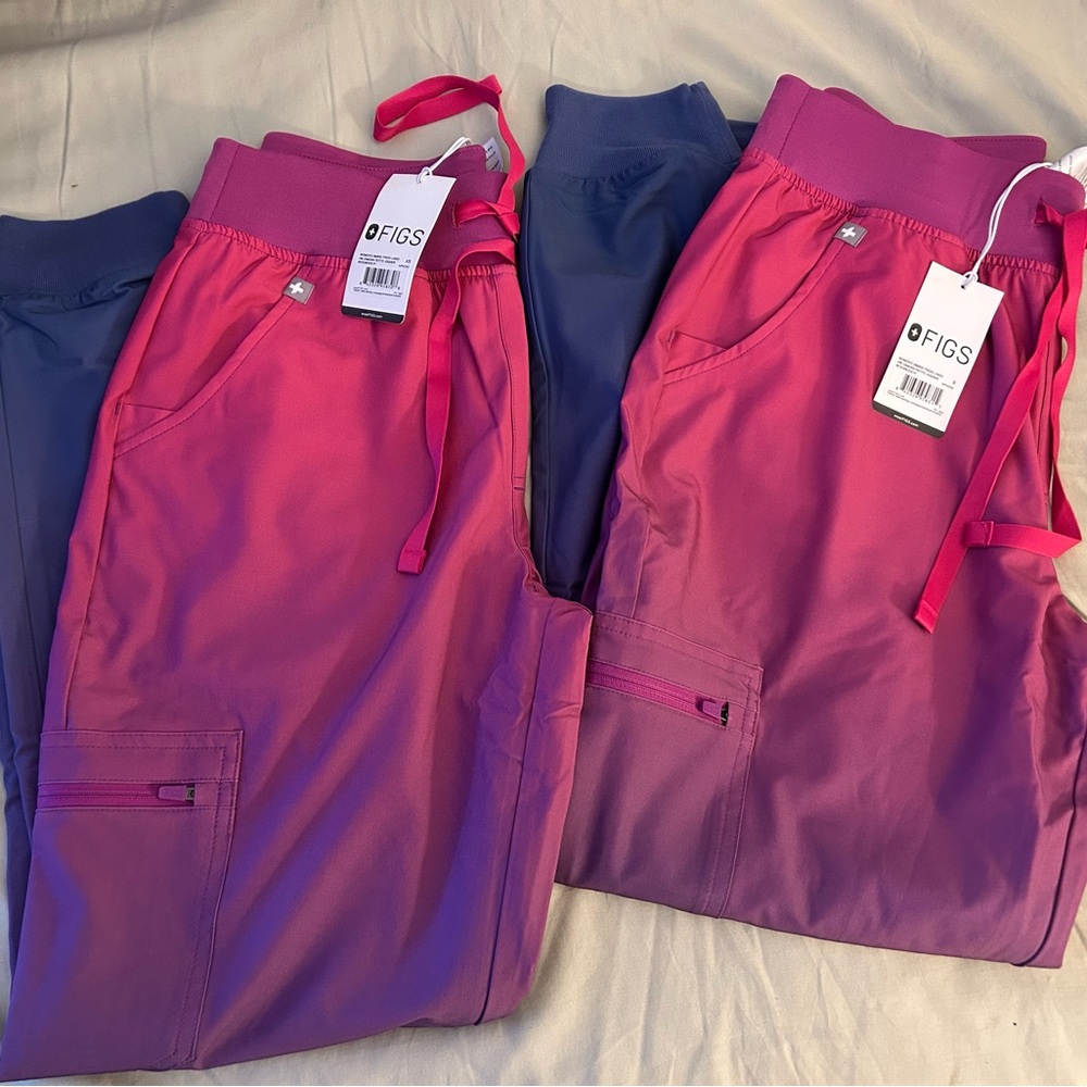 Figs Women's Pink and Blue Joggers